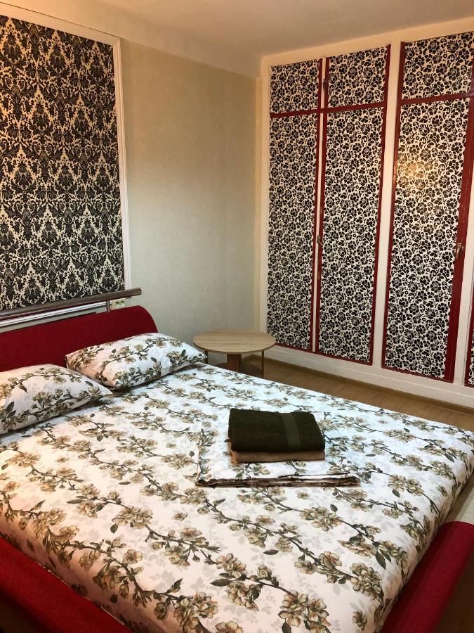 Kyiv Apartment In Pechersk On Oleksandra Kopylenko Экстерьер фото
