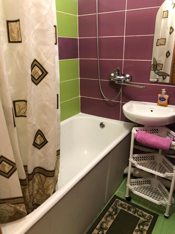 Kyiv Apartment In Pechersk On Oleksandra Kopylenko Экстерьер фото